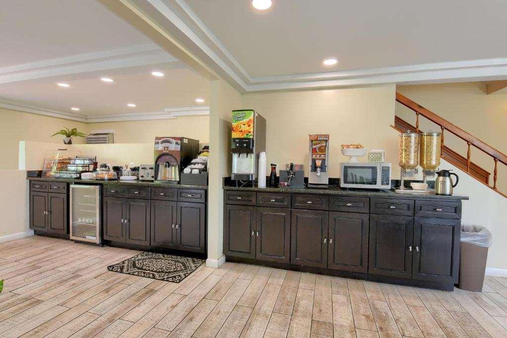 Knights Inn Danvers Esterno foto