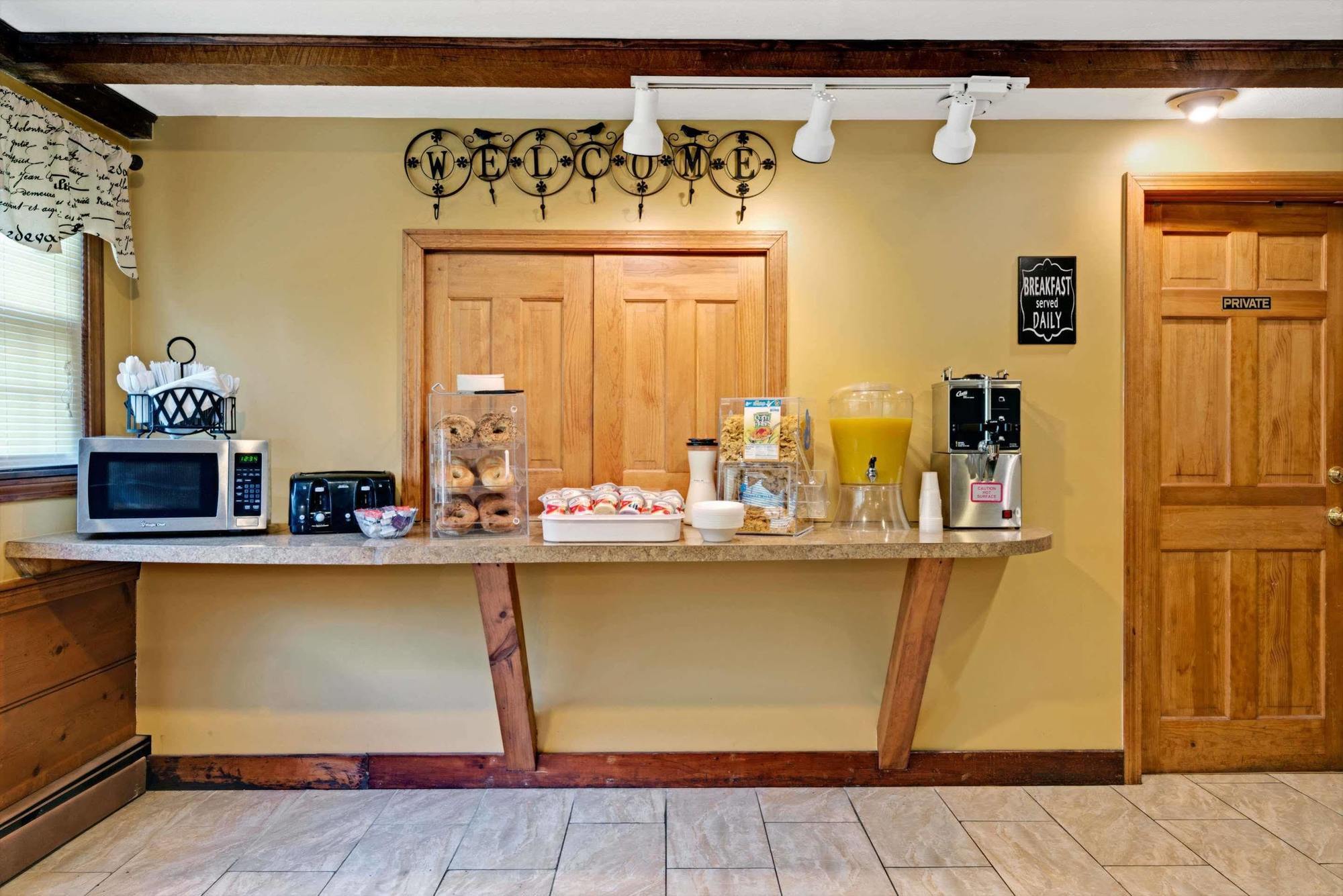 Knights Inn Danvers Esterno foto